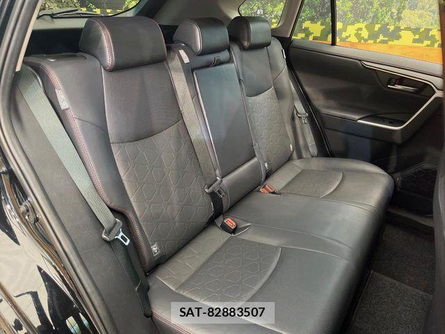 Toyota RAV4 2022-07 7359560-10