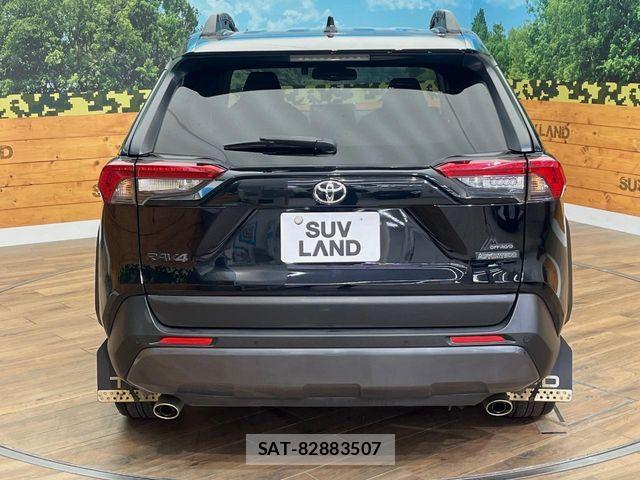 Toyota RAV4 2022-07 7359560-15