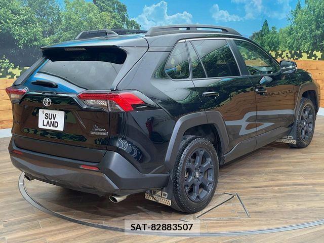 Toyota RAV4 2022-07 7359560-17