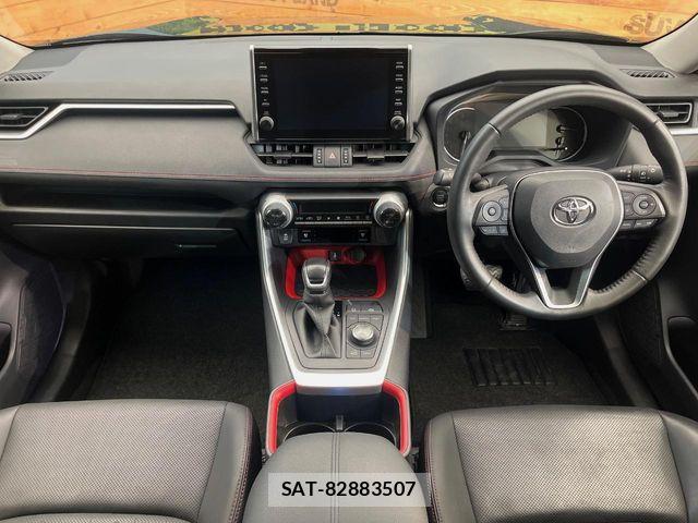 Toyota RAV4 2022-07 7359560-1