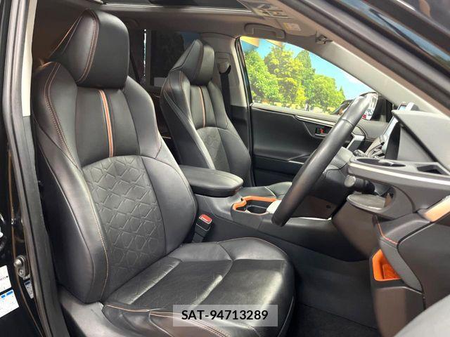 Toyota RAV4 2019-07 7359552-7