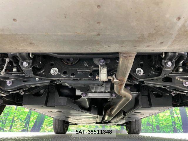 Toyota RAV4 2023-09 7359535-18