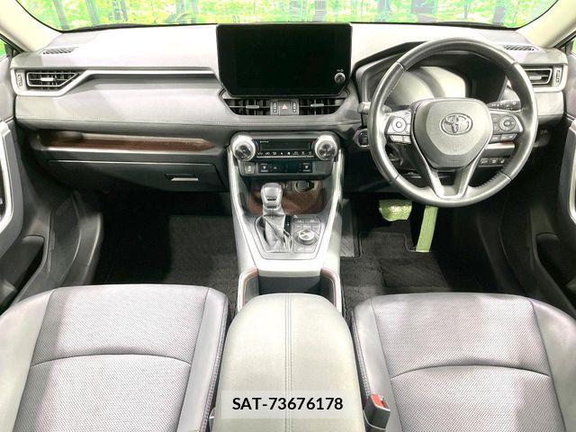 Toyota RAV4 2023-03 7359548-1