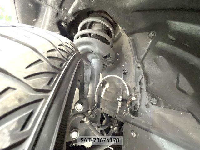 Toyota RAV4 2023-03 7359548-19