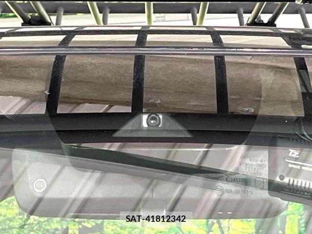 Toyota RAV4 2021-05 7359543-5