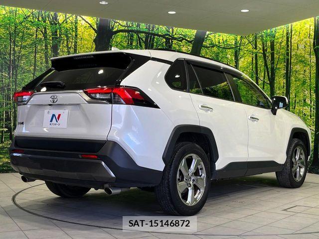 Toyota RAV4 2021-08 7359559-16