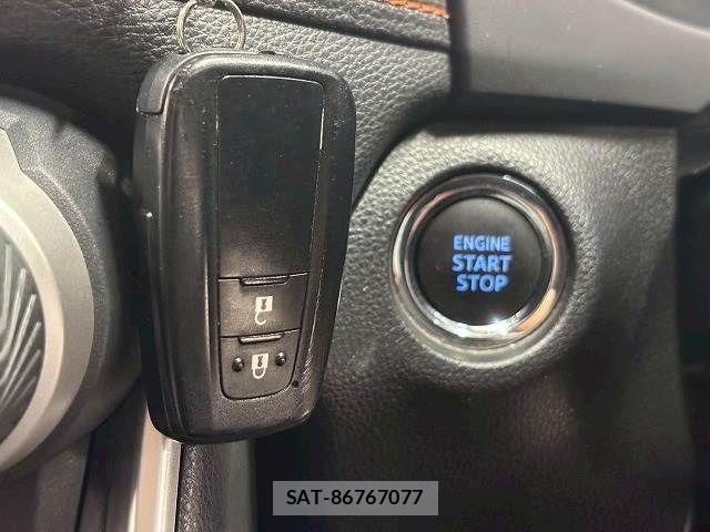 Toyota RAV4 2019-06 7359565-11