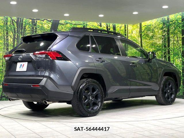 Toyota RAV4 2024-04 7359551-17