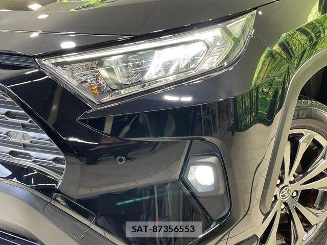 Toyota RAV4 2023-03 7359542-11