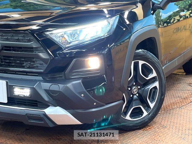 Toyota RAV4 2020-11 7359556-11