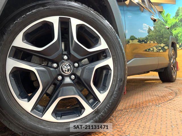 Toyota RAV4 2020-11 7359556-12