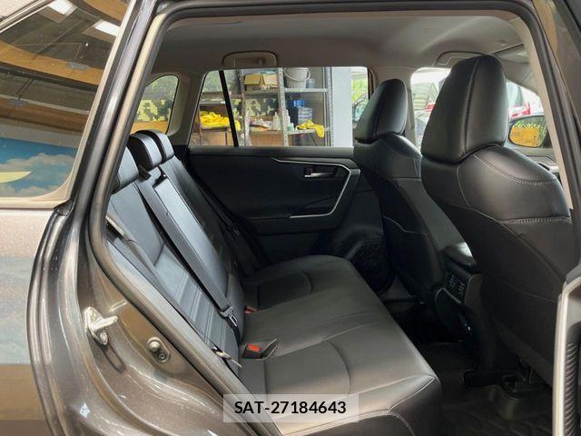 Toyota RAV4 2023-09 7359534-9