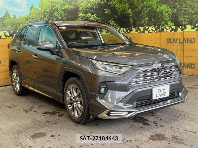 Toyota RAV4 2023-09 7359534-16