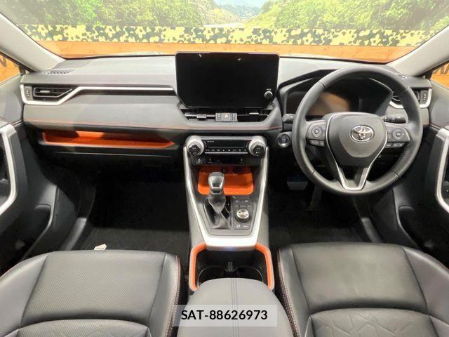 Toyota RAV4 2023-01 7359521-1