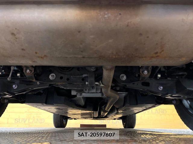 Toyota RAV4 2020-11 7359547-18