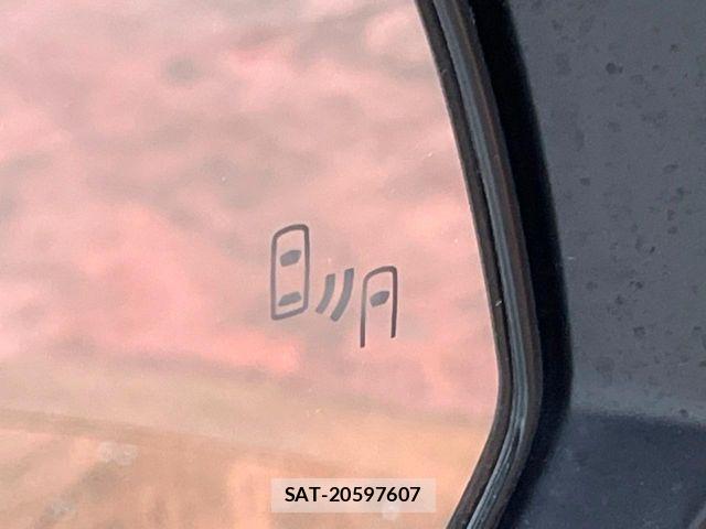 Toyota RAV4 2020-11 7359547-4