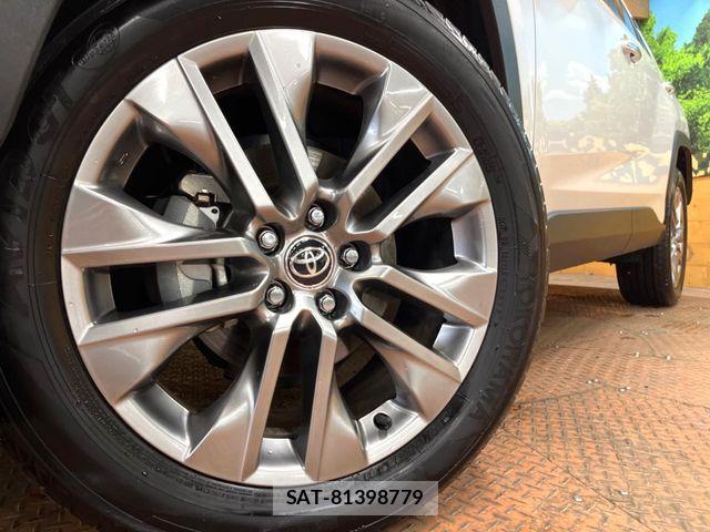 Toyota RAV4 2025-05 7359519-14