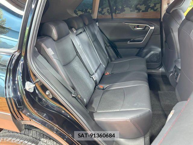 Toyota RAV4 2023-10 7359526-10