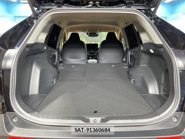 Toyota RAV4 2023-10 7359526-11