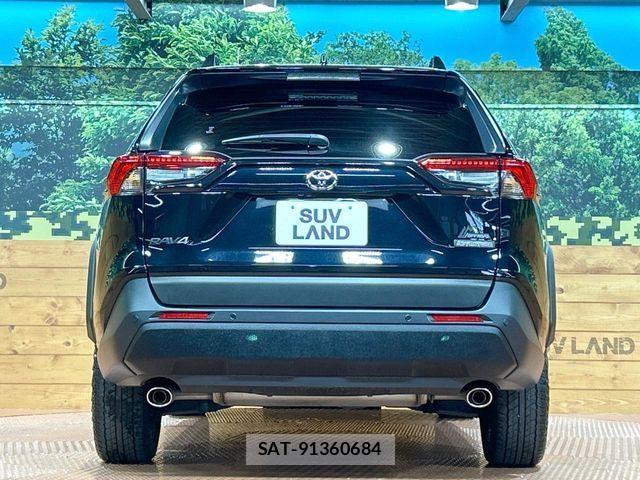 Toyota RAV4 2023-10 7359526-15
