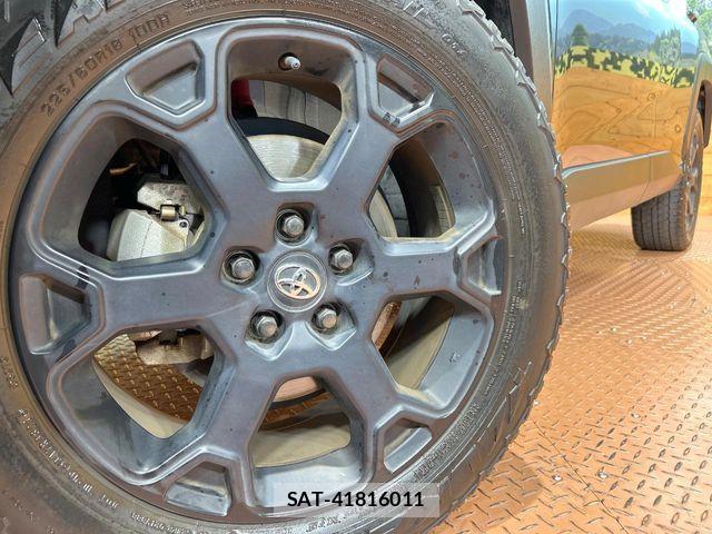 Toyota RAV4 2021-12 7359540-12