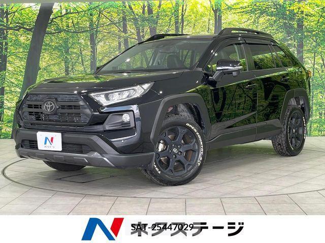 Toyota RAV4 2021-01 7359549-0