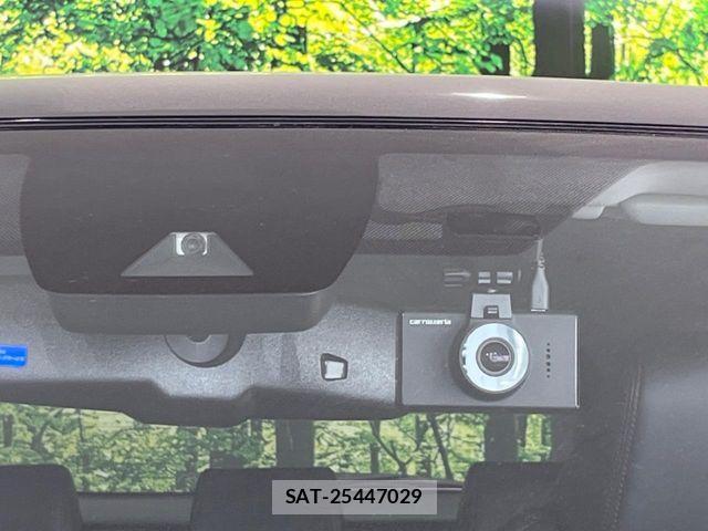 Toyota RAV4 2021-01 7359549-5