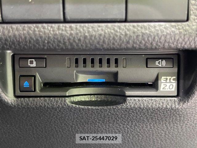 Toyota RAV4 2021-01 7359549-6