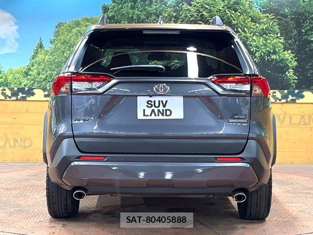 Toyota RAV4 2021-07 7359550-14