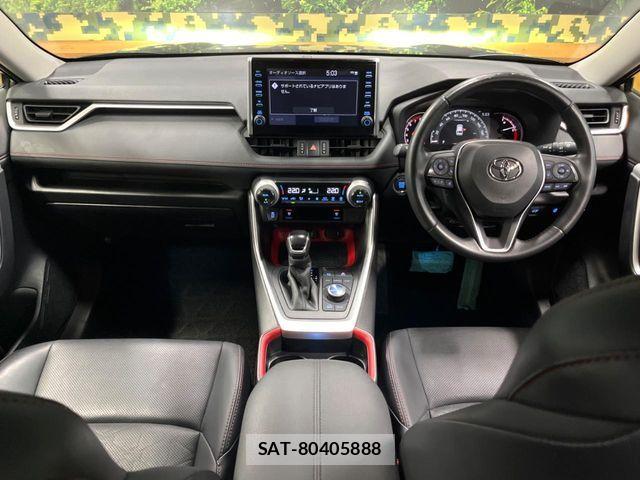 Toyota RAV4 2021-07 7359550-1