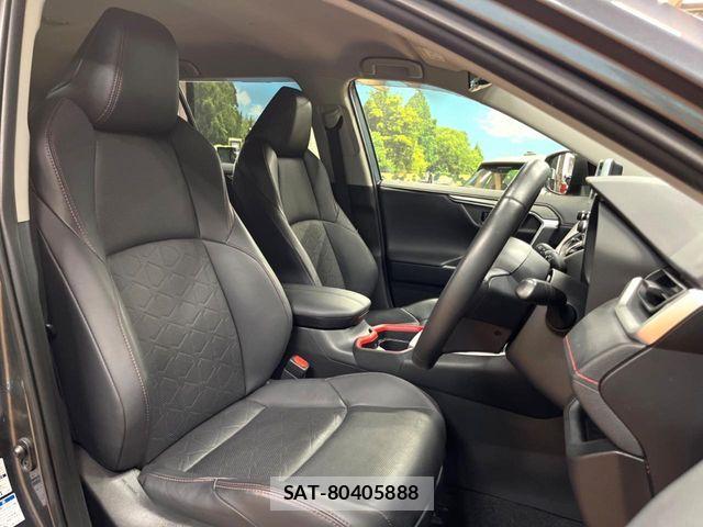 Toyota RAV4 2021-07 7359550-7