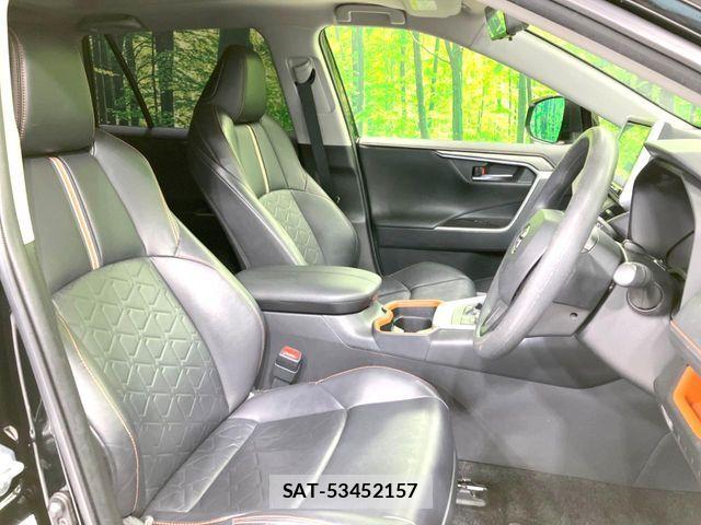 Toyota RAV4 2019-08 7393836-7