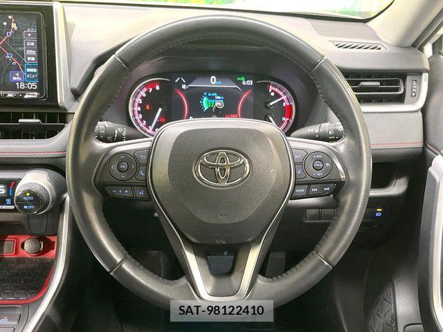 Toyota RAV4 2021-09 7393830-10