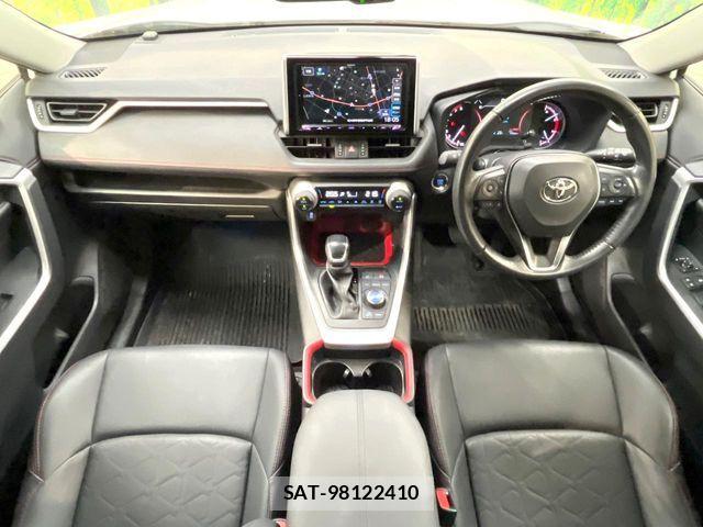 Toyota RAV4 2021-09 7393830-1