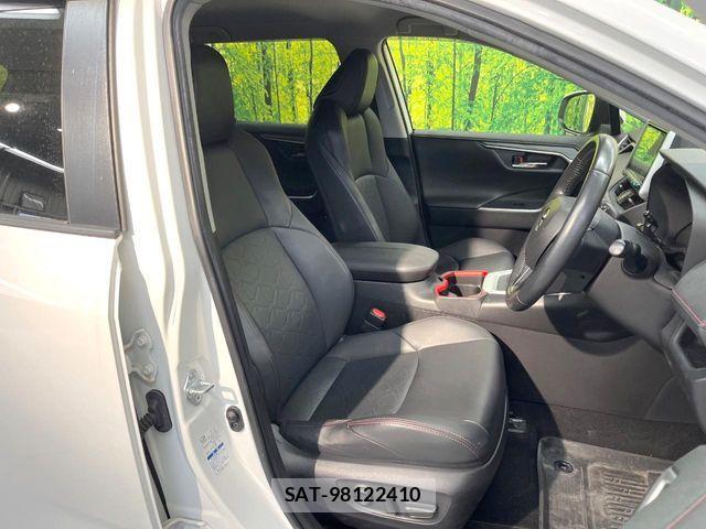 Toyota RAV4 2021-09 7393830-7