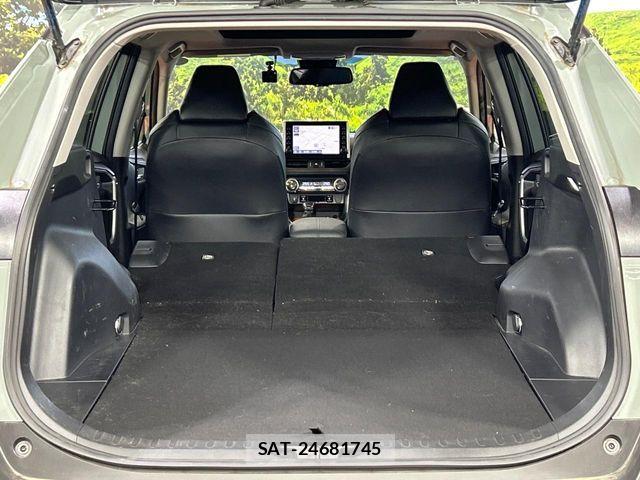 Toyota RAV4 2022-10 7393823-9