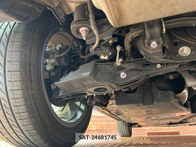 Toyota RAV4 2022-10 7393823-19