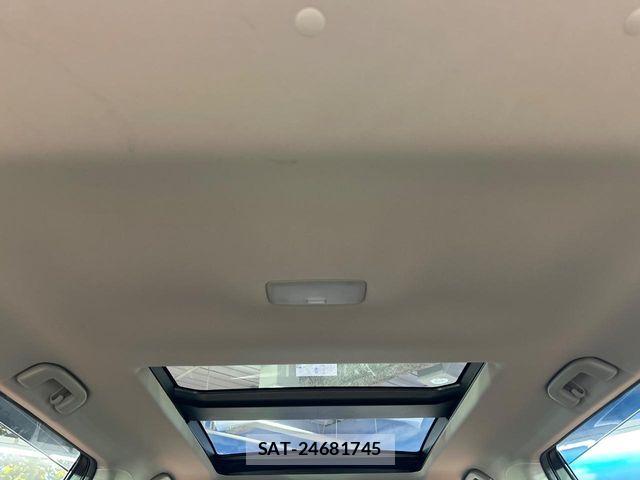 Toyota RAV4 2022-10 7393823-2