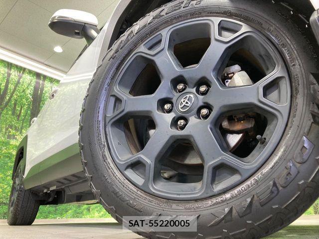 Toyota RAV4 2022-05 7391006-12