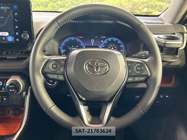 Toyota RAV4 2024-10 7393826-10