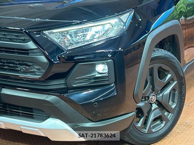 Toyota RAV4 2024-10 7393826-11