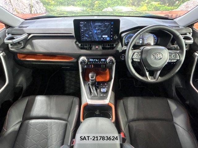 Toyota RAV4 2024-10 7393826-1