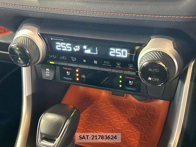 Toyota RAV4 2024-10 7393826-4