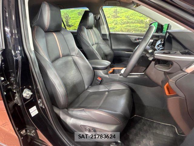 Toyota RAV4 2024-10 7393826-7