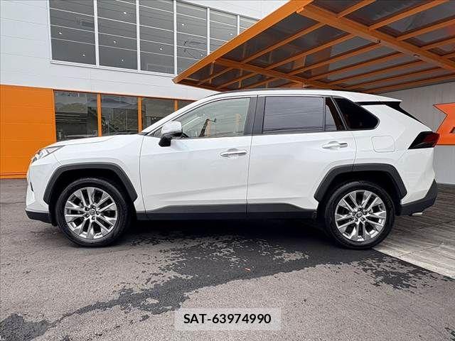 Toyota RAV4 2023-03 7393835-11