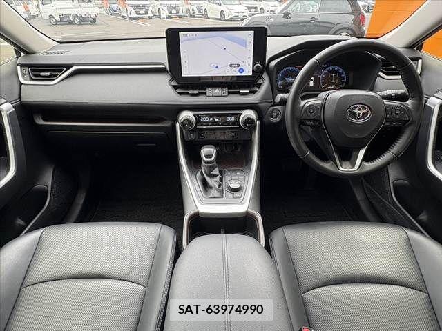 Toyota RAV4 2023-03 7393835-1