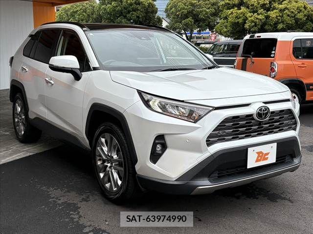 Toyota RAV4 2023-03 7393835-7