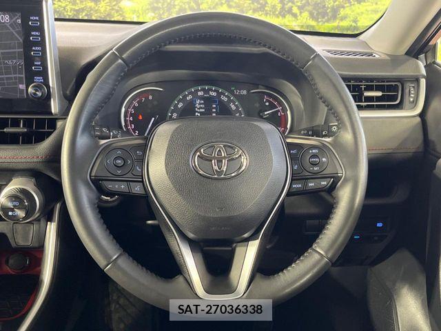 Toyota RAV4 2021-03 7393833-10
