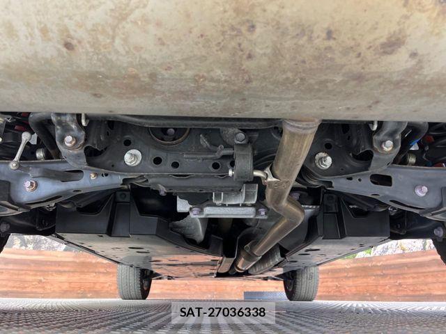 Toyota RAV4 2021-03 7393833-17
