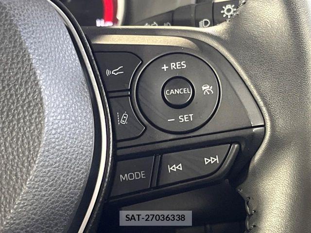 Toyota RAV4 2021-03 7393833-4